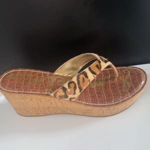 Sam Edelman | Shoes | ROMY | | Cheetah Thong Wedged Sandal | size 9.5